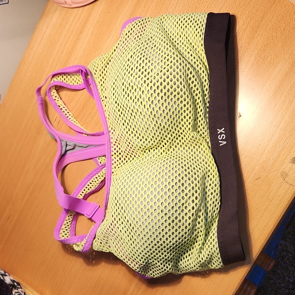 VSX VICTORIA SPORT BRA NEON MESH FISHNET 32 D
